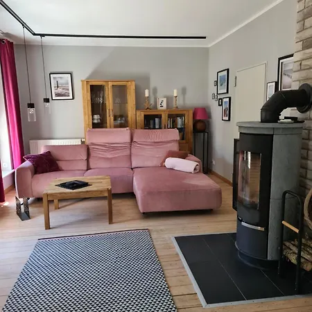 Joni Apartment